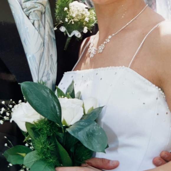 WEDDING DRESS - CUSTOM MADE in Europe - pure white taffeta - Picture 6 of 7